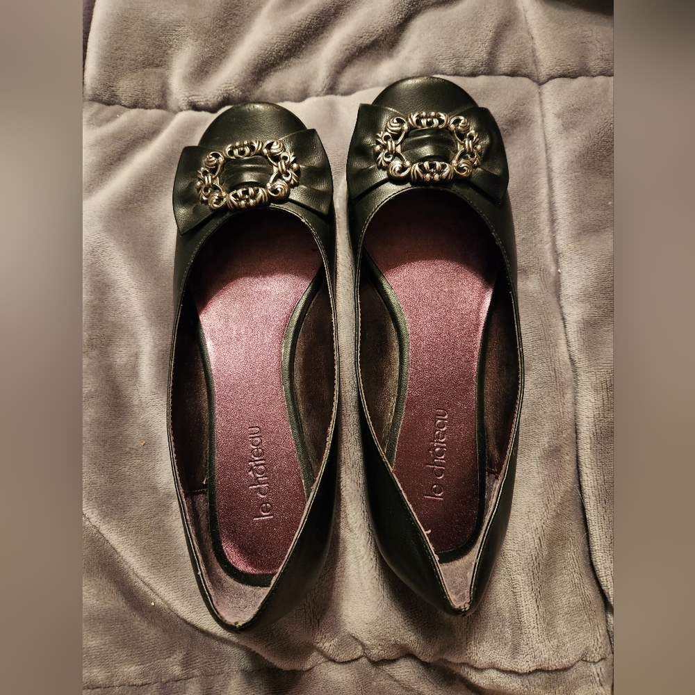 Ballet flats
